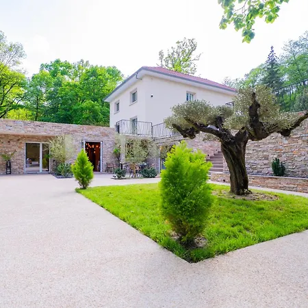 Havre De Paix Au Coeur De La Foret فندق مبيت وإفطار