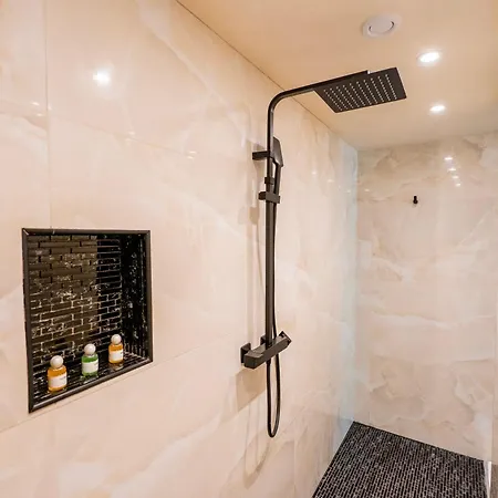 Le Chanelya - Havre De Paix Au Coeur De La Forêt Couette-café Saint-Prix (Val d'Oise)